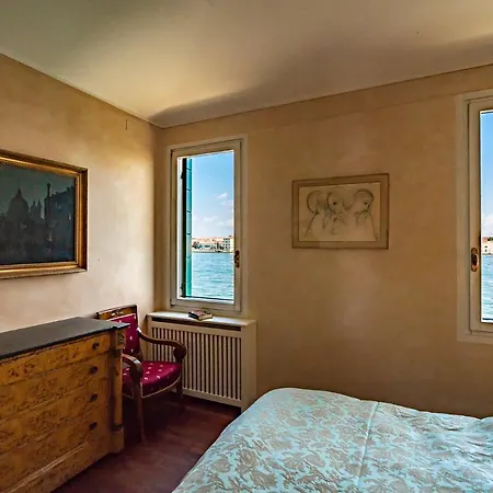 Giudecca Tatil Evi
